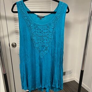 Cable & Gauge Turquoise Crochet-Front Sleeveless Tank